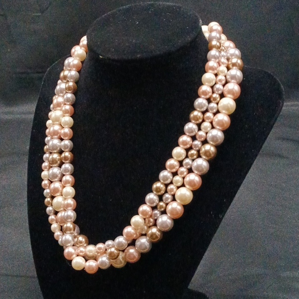 2 Strand Faux Pearl Necklace